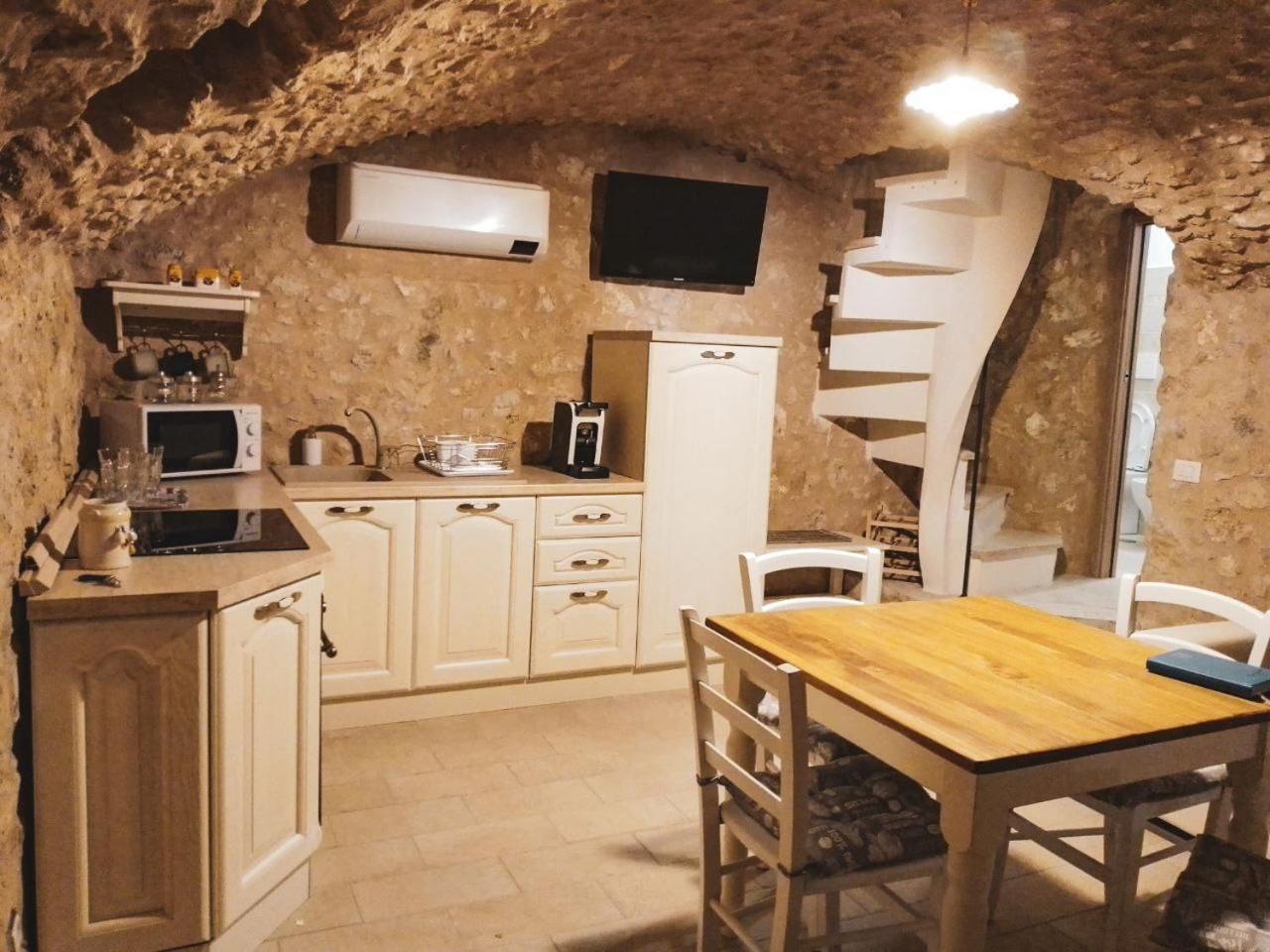 La Casa Sul Lago Posta Fibreno Kültér fotó